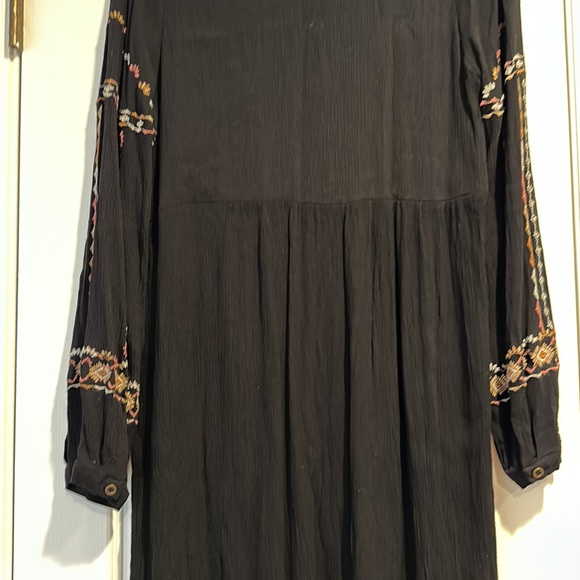 Knox Rose tassel tie front dress with button long sleeves - Picture 5 of 8